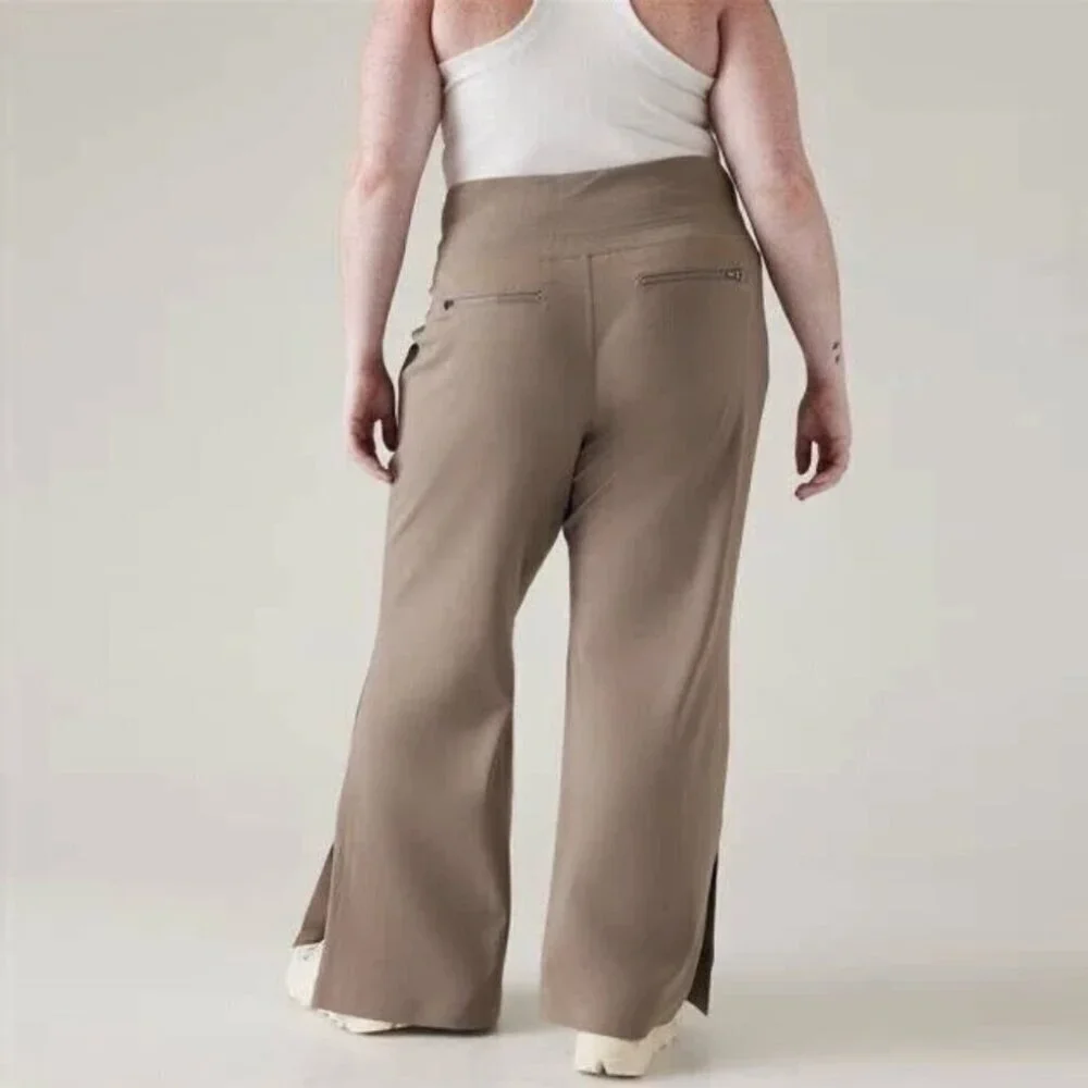 ATHLETA Venice Split Flare Pant in Rustic Beige Brown, size 1X